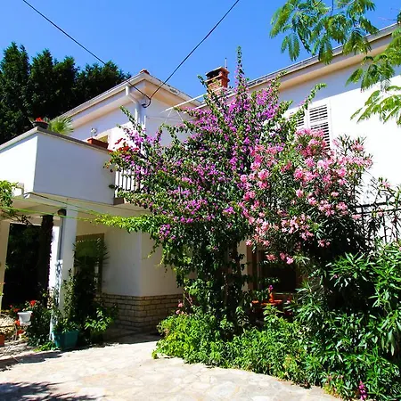 Apartament Majica *
